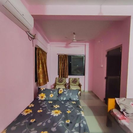 Krishna Homestay Garudeshwar 外观 照片